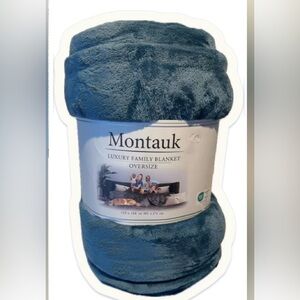 Montaux Oversized Plush Family Blanket